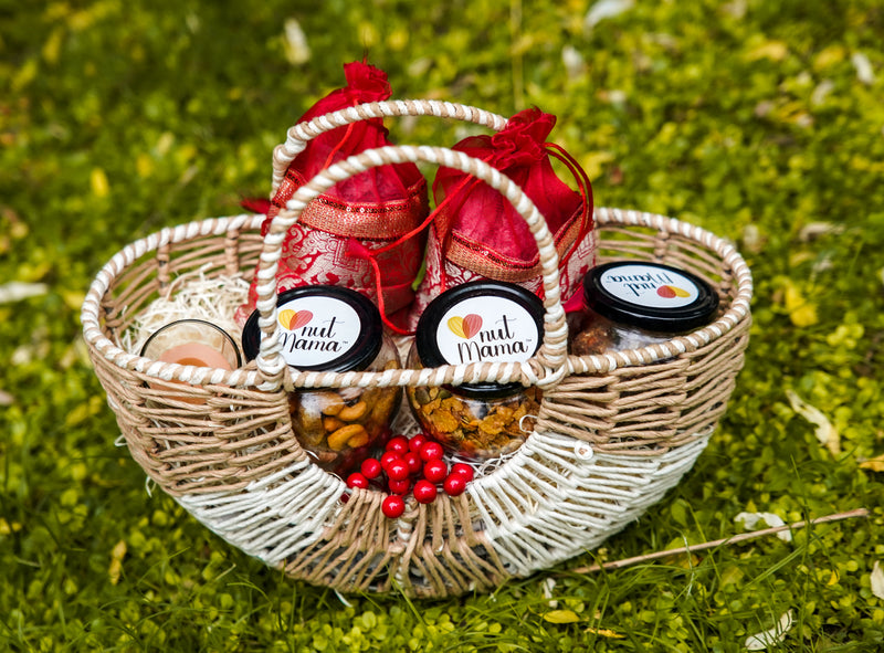 Chana Jaggery Granola